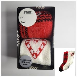 NWT Victoria's Secret PINK Holiday Marshmallow crew socks. Red,White,Blk. OS.